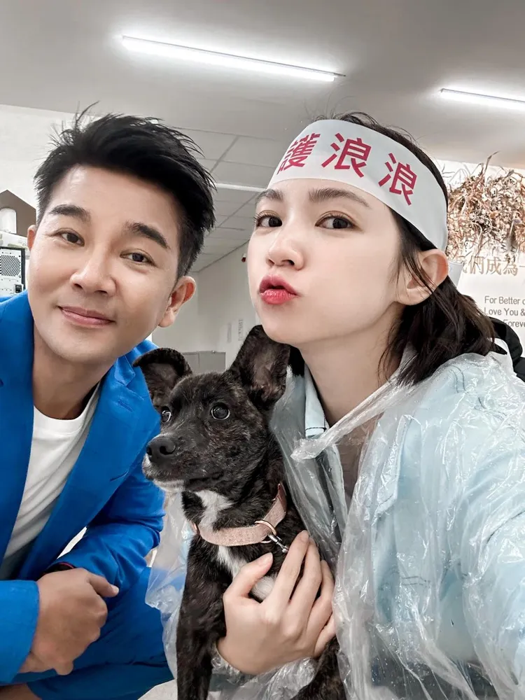 謝承均（左）和曾智希劇中談兄妹虐戀。三立提供