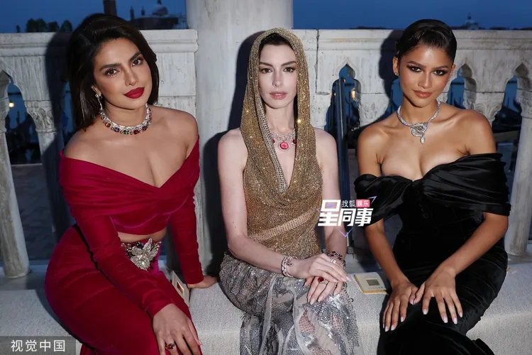 「印度第一美女」稱號的樸雅卡喬普拉（左起）、安海瑟薇與贊妲雅同框吸睛。翻攝星同事微博