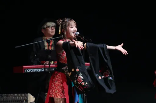 《浪姐4》美依礼芽袭台飙唱《极乐净土》 秀中文藏惊喜嗨翻1800粉