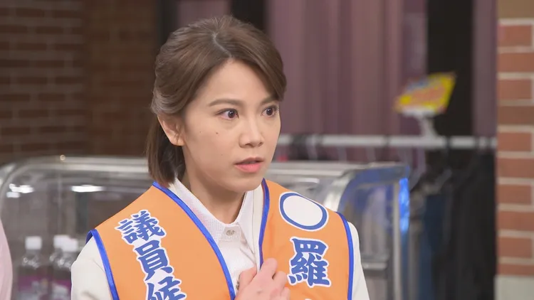 廖苡喬（左）在《市井豪門》中被曾子益汙名亂罵，引發心臟病發。民視提供