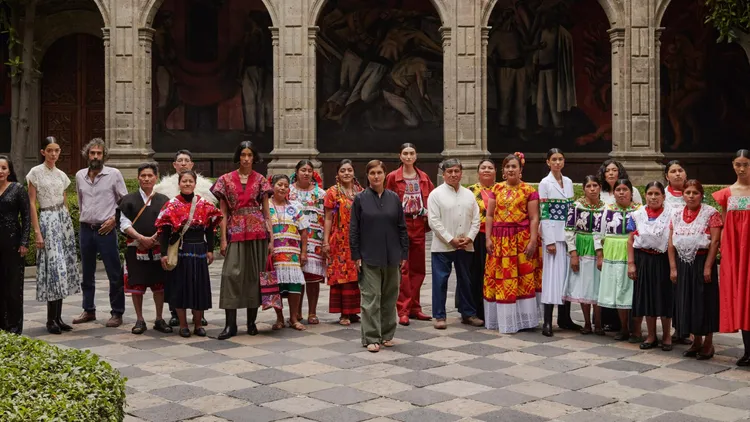 DIOR藉由和墨西哥6個原住民社區的合作，在傳承古早手藝的同時，亦為當地帶來了意想不到的資源交流。翻攝dior IG