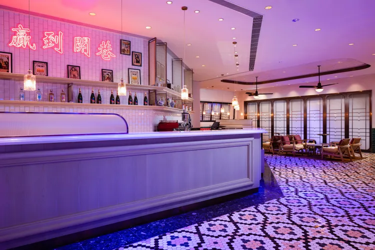 大堂酒廊吧台入夜風貌。業者提供