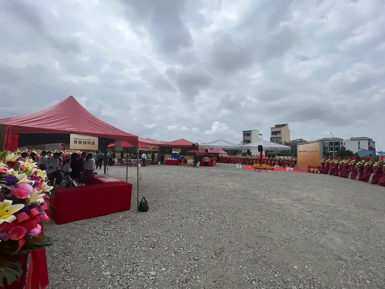 建案基地面積近2000坪，打造首購與首換型住宅。葉家銘攝