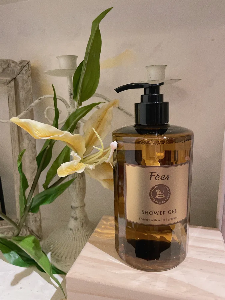 依蘭精華沐浴精，520ml／1280元。張家玲攝