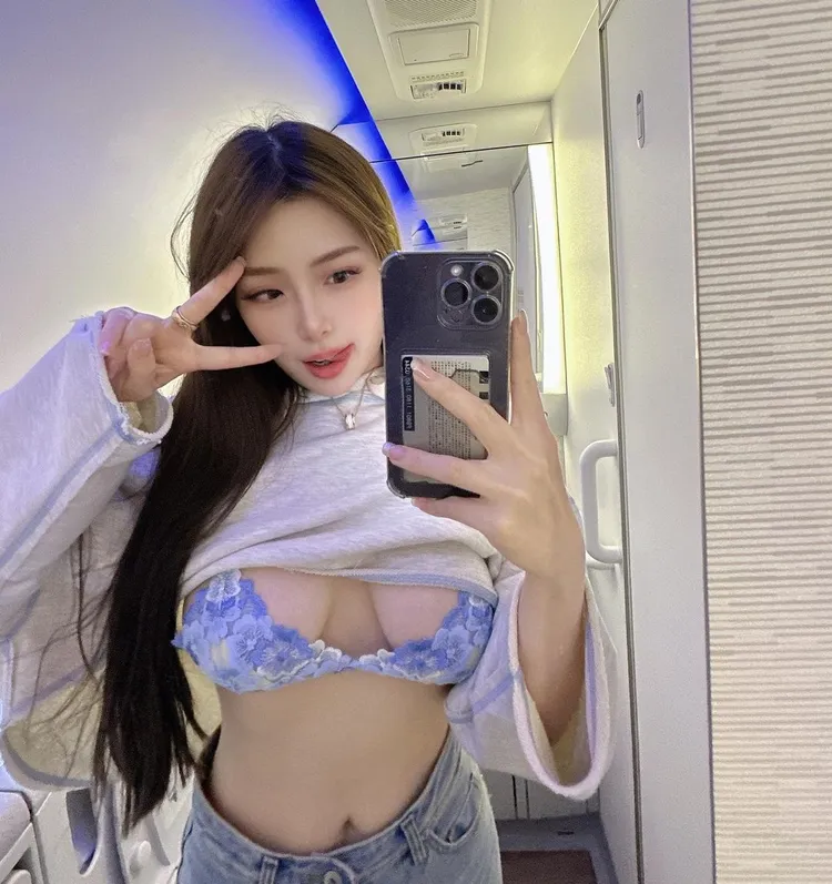 Yumi.k的衣服引起討論。翻攝自Yumi.k IG