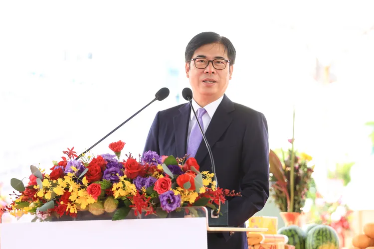 高雄市長陳其邁指出高雄半導體產業越來越完整，中央地方一定會一條心支持企業投資，做最堅強的夥伴。經發局提供