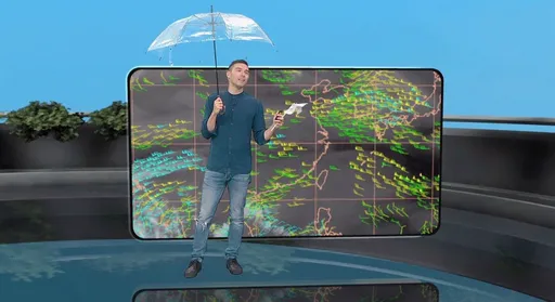 鳳小岳變身氣象主播 放空看鏡頭也有收視率