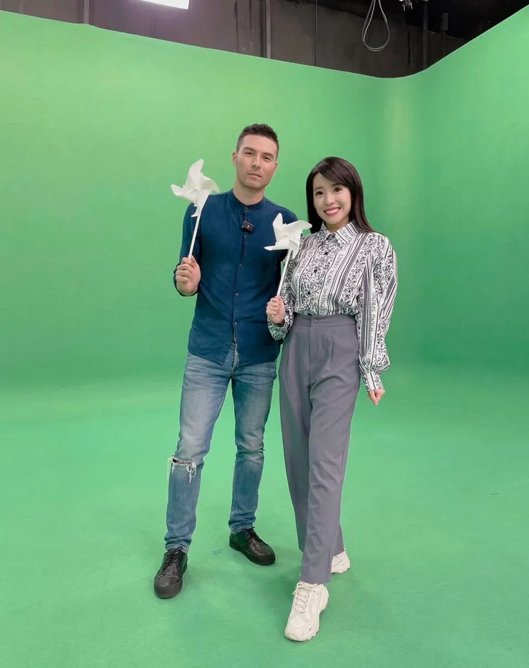 鳳小岳(左)與沈泳吟。壹電視提供