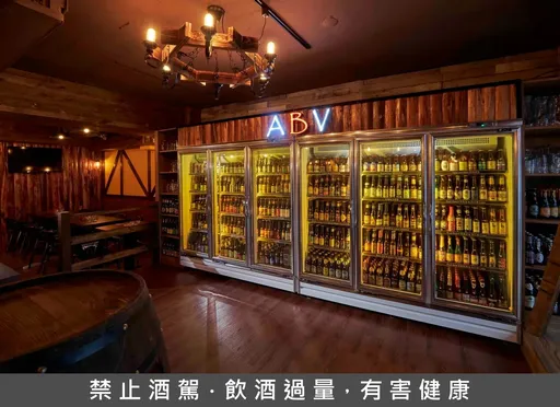 連鎖啤酒餐廳全員工持股，每個人都是公司老闆