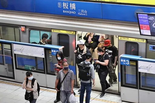 捷運又出包!南勢角站爆轉轍器異常 北捷公布原因和退票