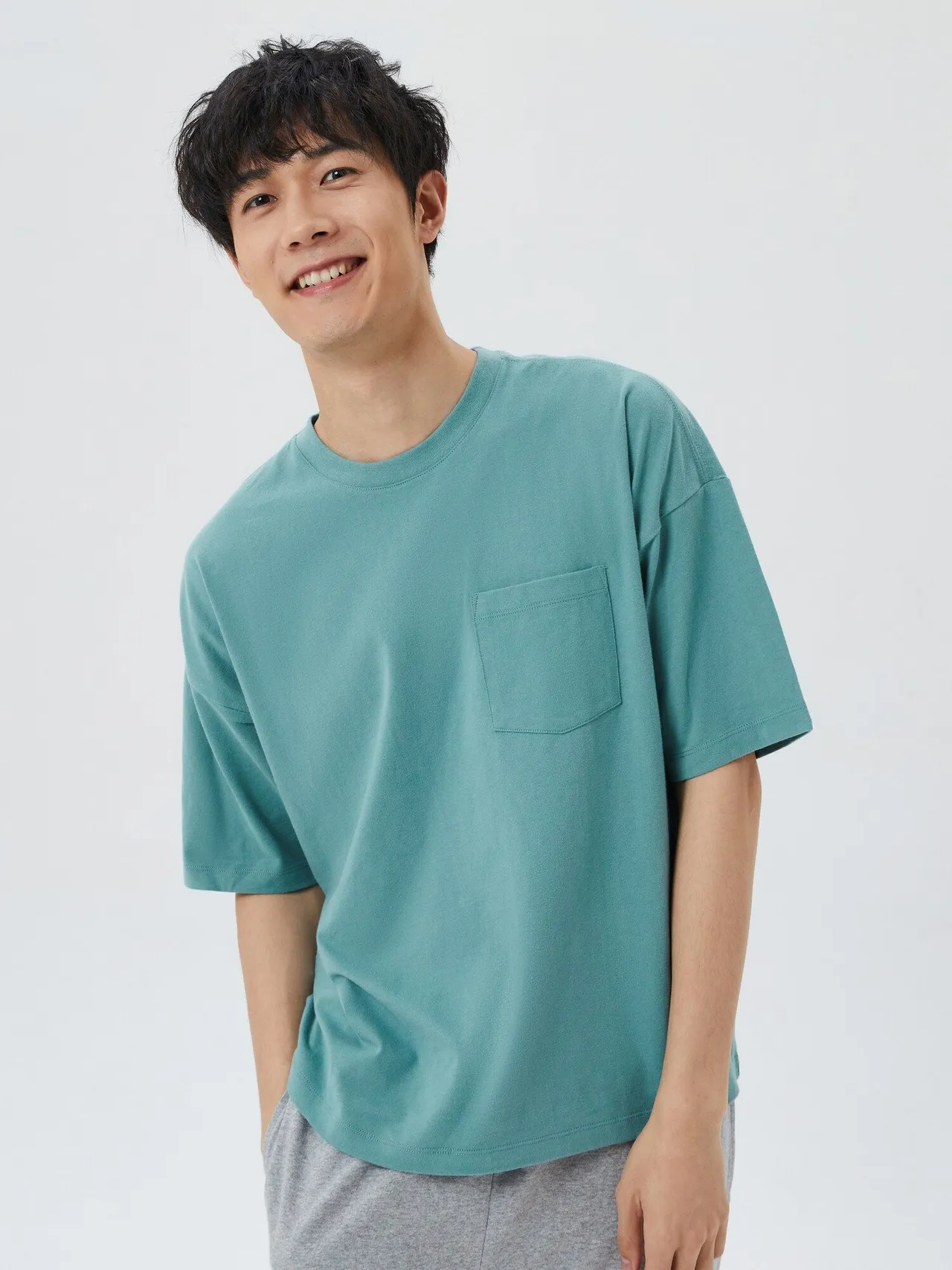 碳素軟磨系列T恤,799元。品牌提供