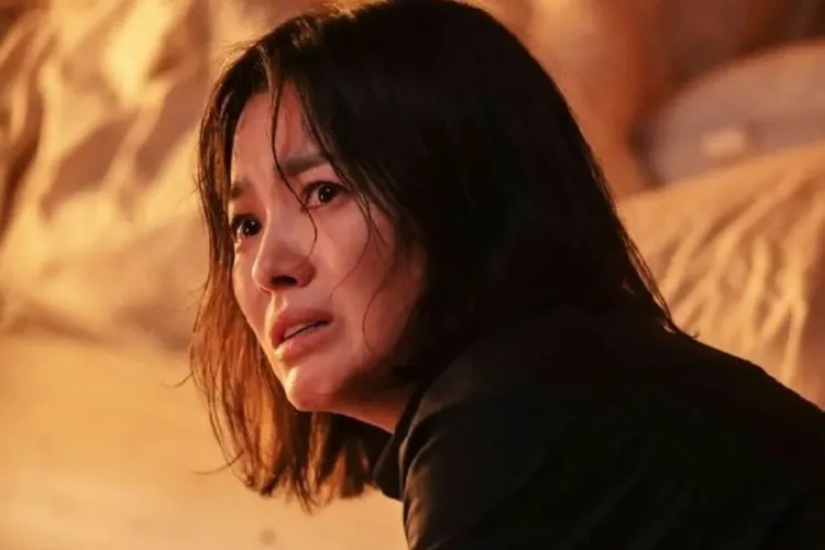 宋慧喬在《黑暗榮耀》賣力復仇，從頭到尾都沒有華服陪襯。Netflix提供