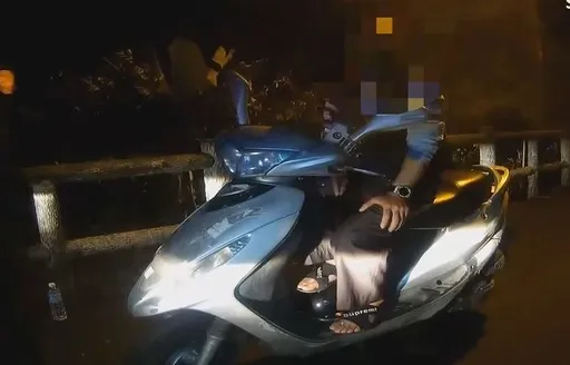 酒駕男騎車安全帽竟帶了卻未戴 有新用途!原來是藏這東西