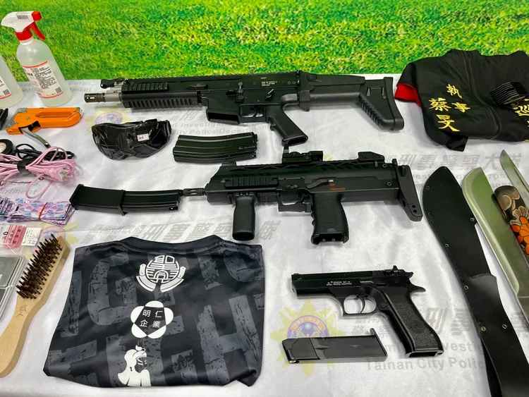 有被害人慘遭BB槍連發射擊。警方提供