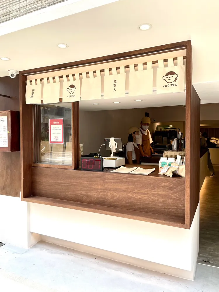 vacanza攜手超人氣散步系點心「魚刺人鷄蛋糕」打造全新假期咖啡町Café in vacanza。曾仲葳攝