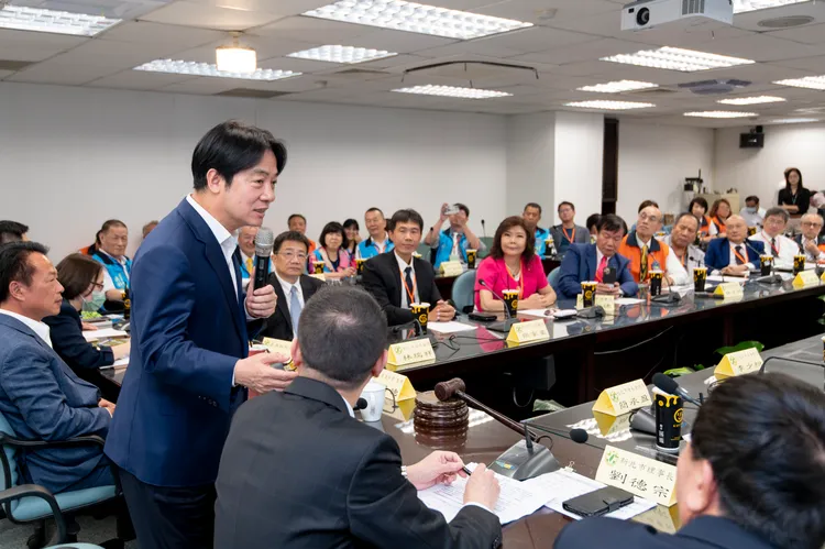 賴清德與嘉義旅外同鄉會鄉親面對面座談。民進黨提供