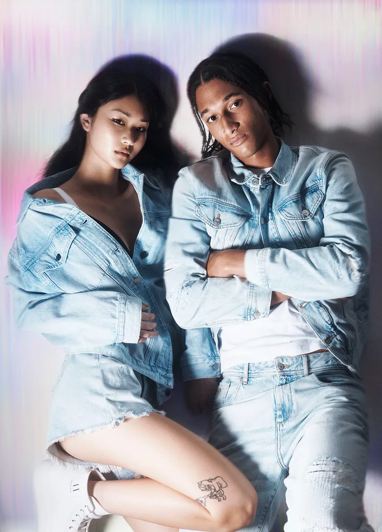 A|X Armani Exchange 2023春夏系列形象廣告。品牌提供