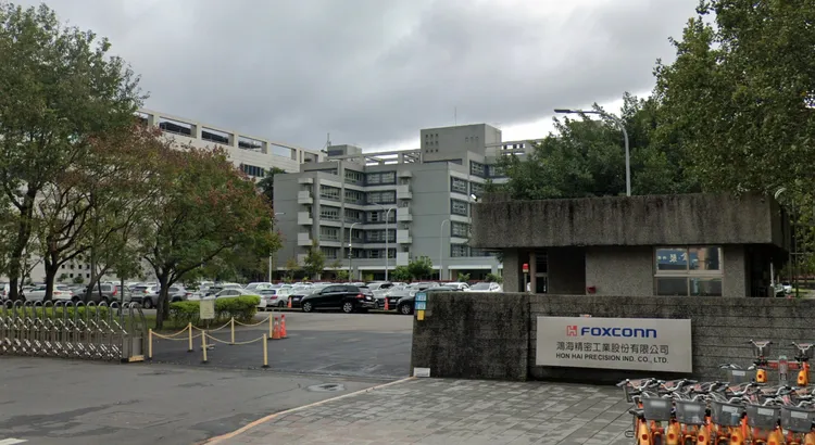 鴻海精密工業頂埔廠外觀。翻攝自Google Map
