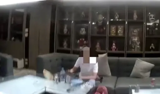 黑幫式微連門都沒錢修 蘆洲警直搗開發公司逮吸毒男