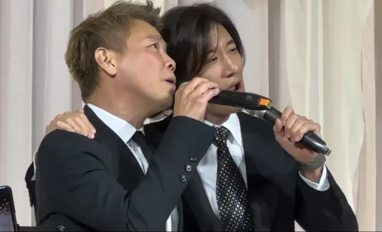 陶喆與王力宏兩大歌王獻唱為新人祝福。翻攝黑人IG