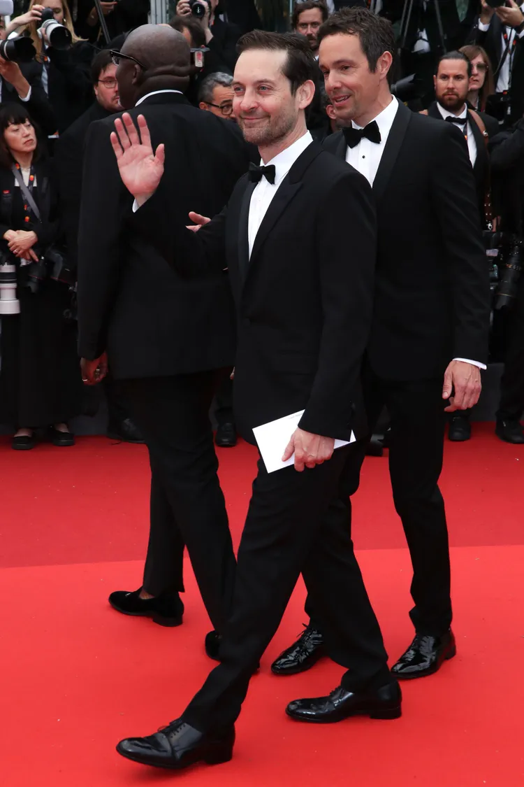 李奧的死黨、「蜘蛛人」陶比麥奎爾也來首映。達志