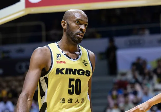 戴維斯遭警方逮捕送辦！新北國王發出5點聲明回應　「並無暴力相向」