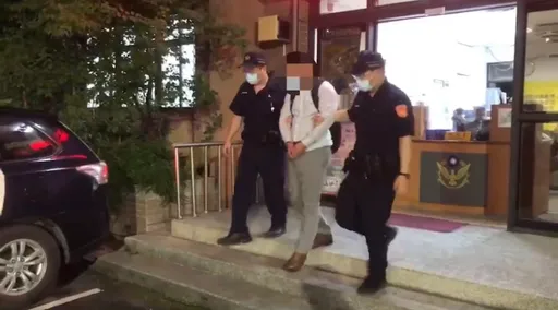 加群組觀望1年多決定投資 險遭詐30萬!新北男助警抓車手