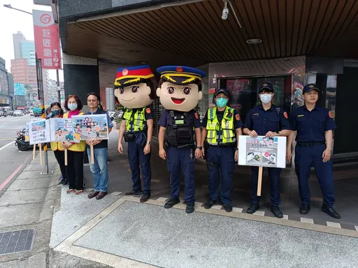 行人停看聽、車輛慢看停 桃警擴大交安宣導