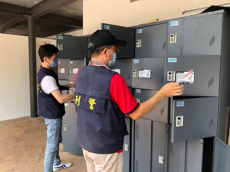 警方全面巡檢壽山動物園場域。讀者提供