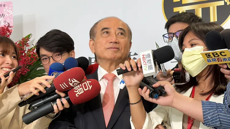 侯友宜明到高雄後，將會拜會立院前院長王金平。資料照片