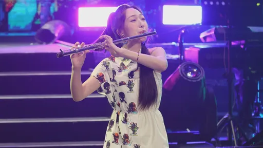 李翊君仙氣女兒秀長笛吹功 對星媽叫「姊姊」全場嗨翻