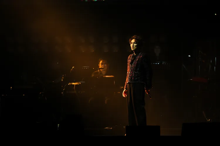 林志炫深情演唱《秋意濃》。鄭孟晃攝