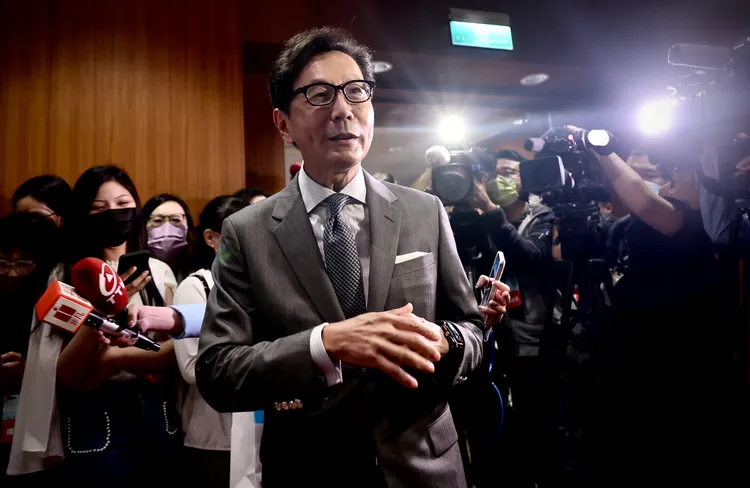 蔡明忠今天出席富邦永續大未來論壇後受訪。林林攝