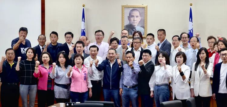 國民黨團今召開黨團大會，並邀請黨籍總統參選人侯友宜出席。林林攝