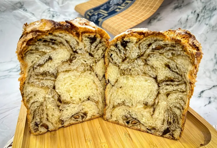 黃詠燦得獎作品「焙茶榛果土司」。弘光科大提供