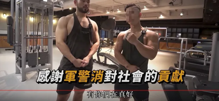 朱男(右)受訪時，透露自己「曾經被欺負，讓我想要強壯起來武裝自己」。翻攝自YT頻道「營養健身葛格Peeta」