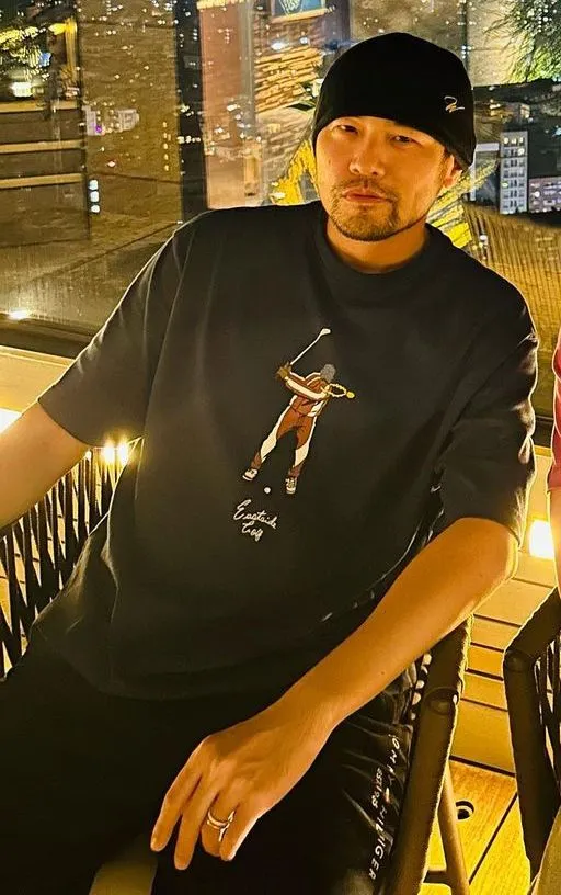 周杰倫平時以蓄鬍模樣現身。翻攝周杰倫IG