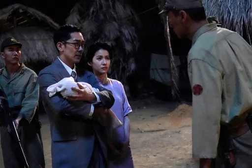 連俞涵與施名帥再續情緣 他被倒吊20次「頭暈眼壓重」撐不住了