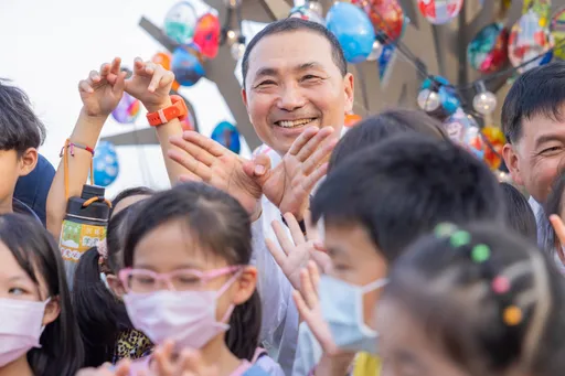 侯友宜宣示誓交通安全「守護孩子安全回家」 綠轟用空話編織政策