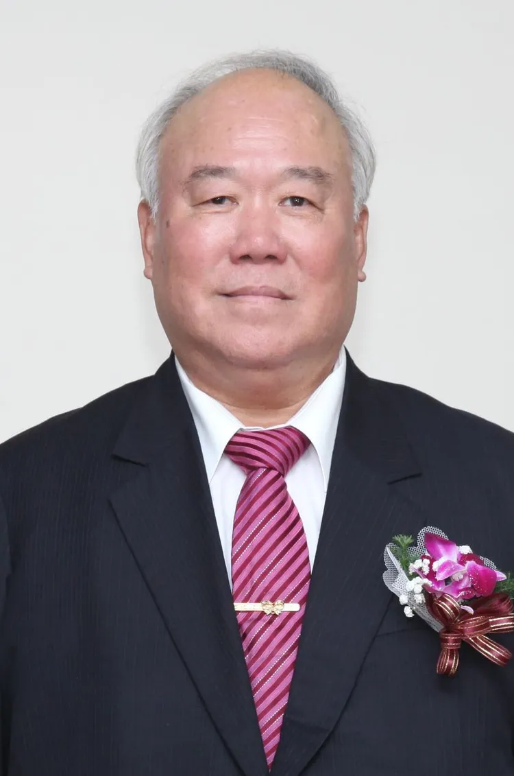 澎湖地院今天宣判張再興當選無效。