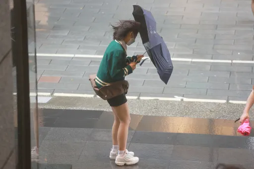 最快明天轉中颱!瑪娃持續接近中 氣象局揭對台影響關鍵