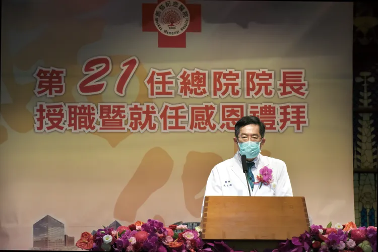 新任總院長張文瀚堅守急診醫療第一線長達30年。馬偕醫院提供