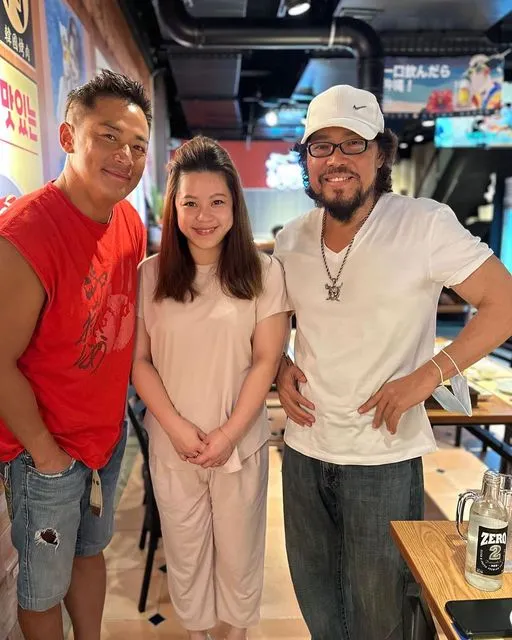 71歲張菲瘦了！精壯身材曝光。翻攝臉書「江宏恩 Nic Chiang」