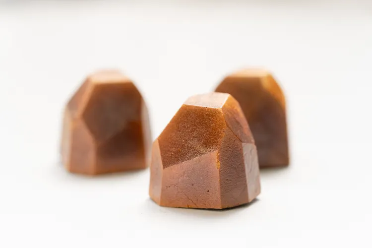 原始製程，依舊採取頂級咖啡師，從研磨、控溫、過濾等，再將咖啡在香氣鎖在黃金瞬間。業者提供