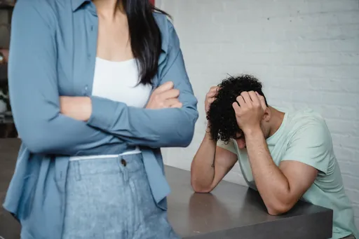 幫做骨髓配對發現妻子外遇!患者跟2兒驗HLA都不契合 醫護求問:要講嗎?
