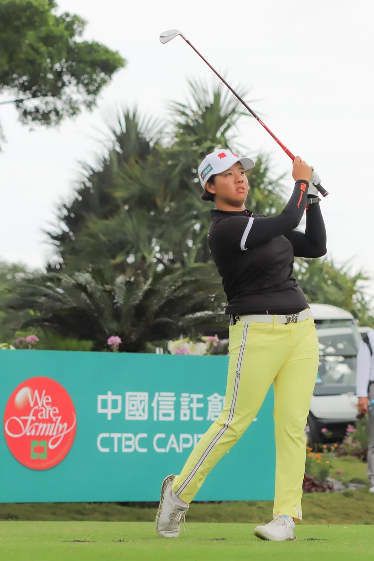 「中國信託女子高爾夫之星」張雅淳拿下第4名。    中國信託銀行提供