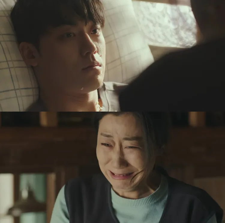 李到晛醒來後回到7歲的記憶，怎麼樣都不願吃飯，後來開口道出原因，羅美蘭自責爆哭。翻攝Netflix