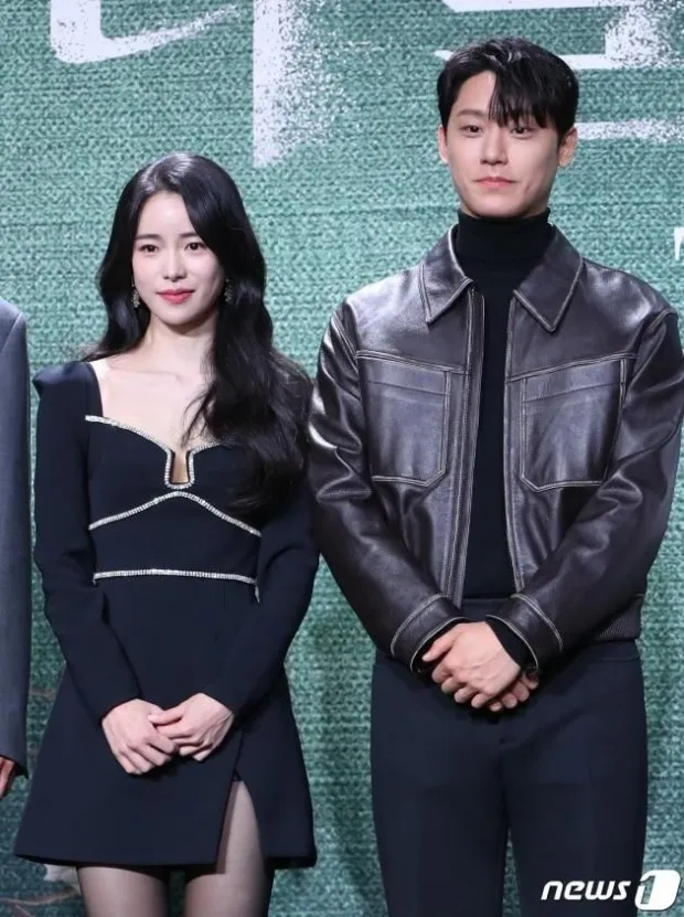 李到晛（右）之前認愛《黑暗榮耀》的「涎鎮」林知衍。翻攝news1