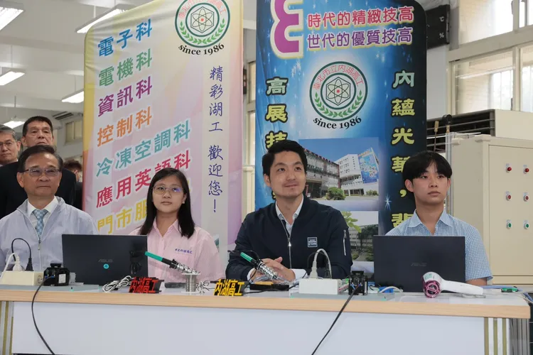 蔣萬安。彭欣偉攝