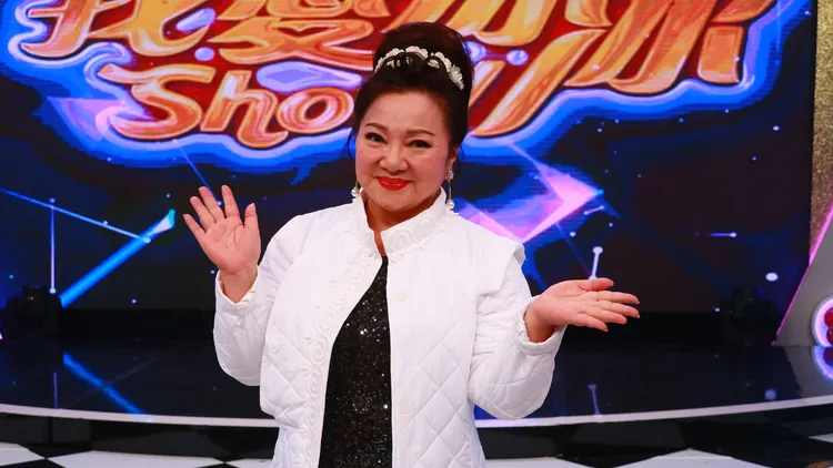 白冰冰的《我愛冰冰Show》改版後依舊穩坐冠軍寶座。中視提供